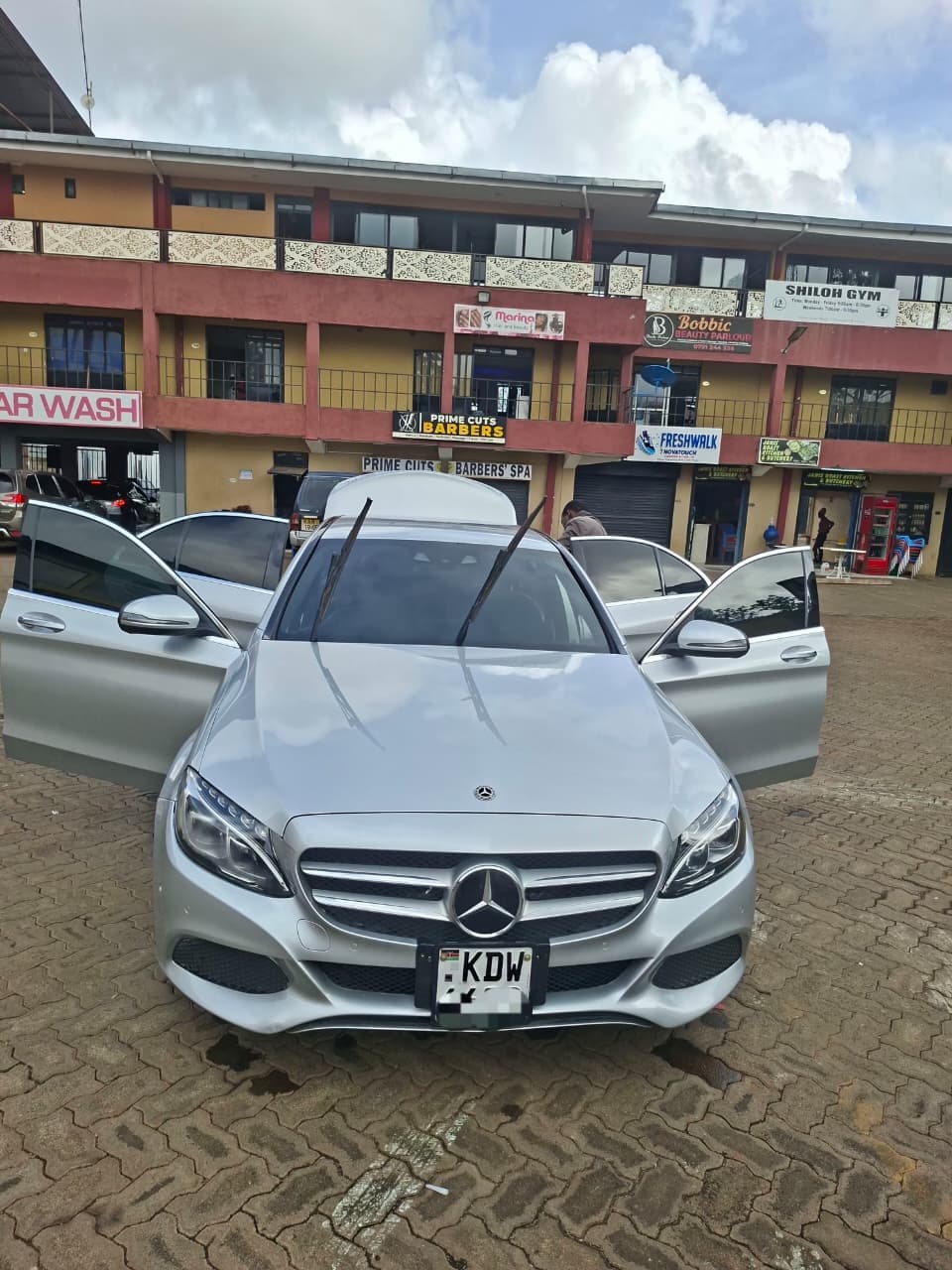 Mercedes Benz